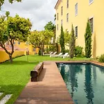 Tandem Palacio Alfama Suites